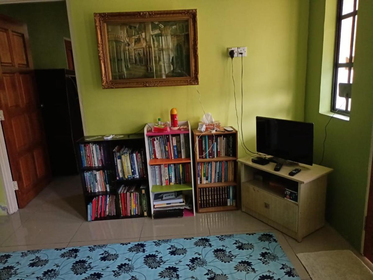 Homestay Jannati Tambun Exterior photo